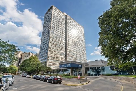 Photo of 4800 S Chicago Beach Drive #2706S, Chicago, IL 60615 (MLS # 12536048)