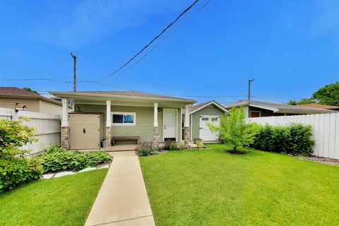 Tiny photo for 4831 W Winnemac Avenue, Chicago, IL 60630 (MLS # 12670736)
