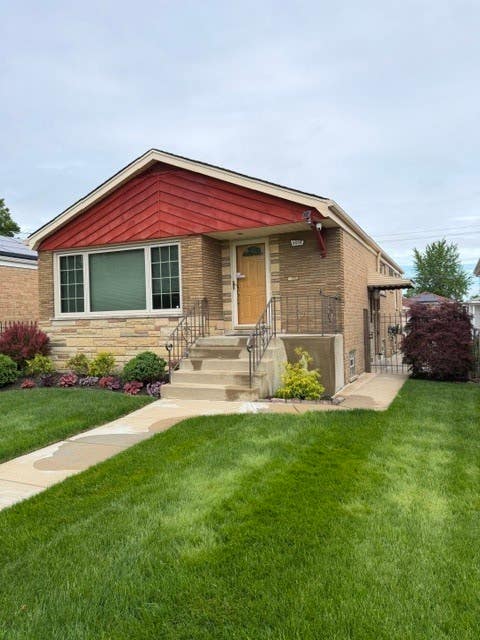 Tiny photo for 3650 W 81st Place, Chicago, IL 60652 (MLS # 12653656)