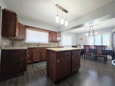 Tiny photo for 10530 S 82nd Court, Palos Hills, IL 60465 (MLS # 12489610)