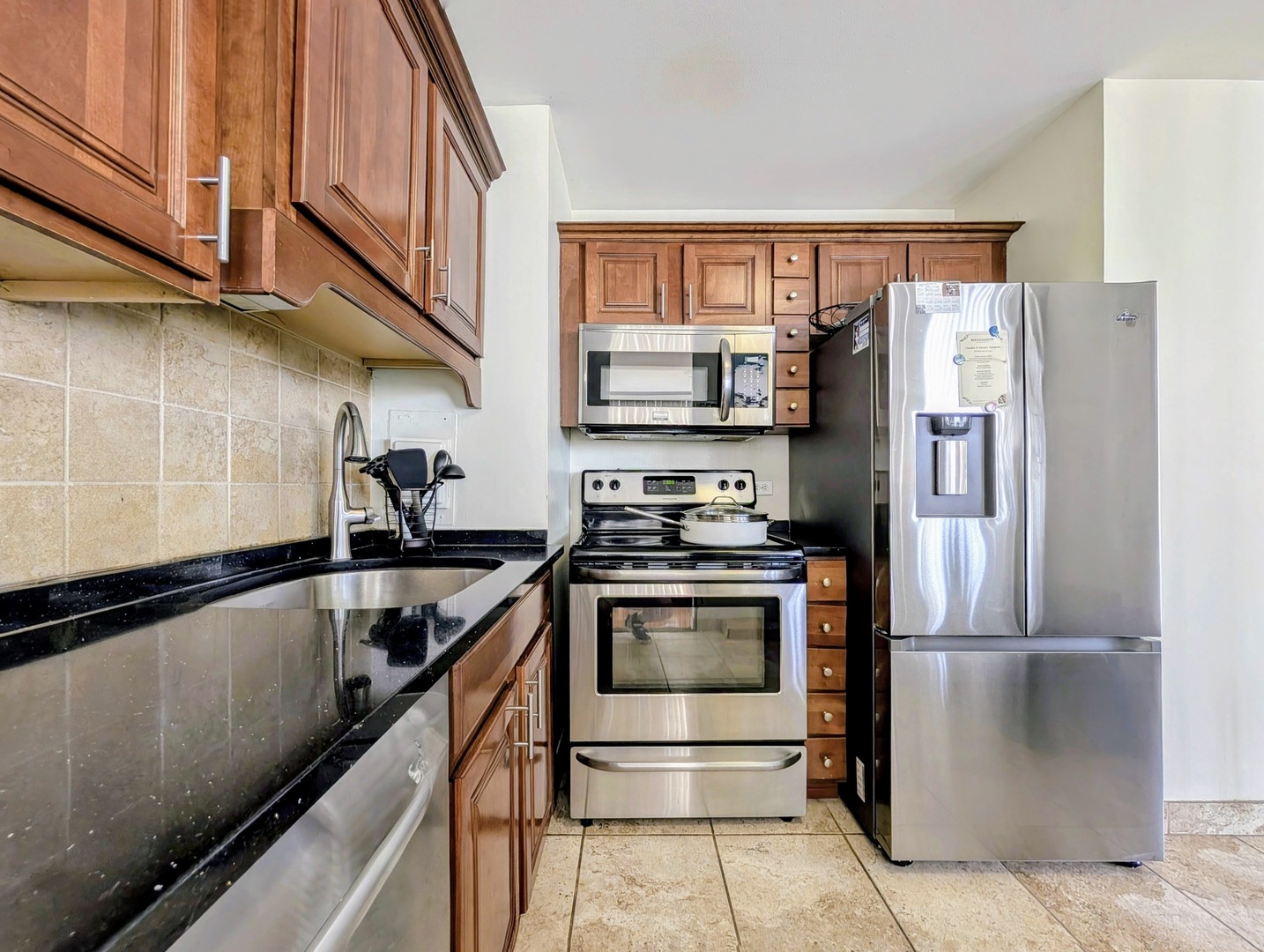 6171 N Sheridan Road 402