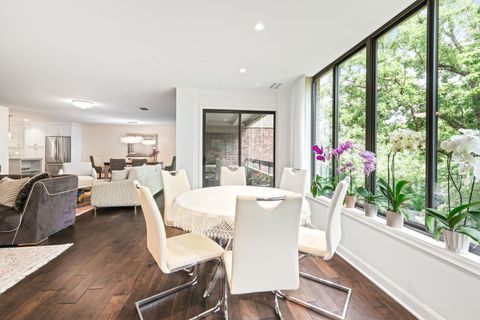 Tiny photo for 1409 Burr Oak Road #315A, Hinsdale, IL 60521 (MLS # 12428440)