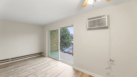 Tiny photo for 9724 S Karlov Avenue #207, Oak Lawn, IL 60453 (MLS # 12736350)