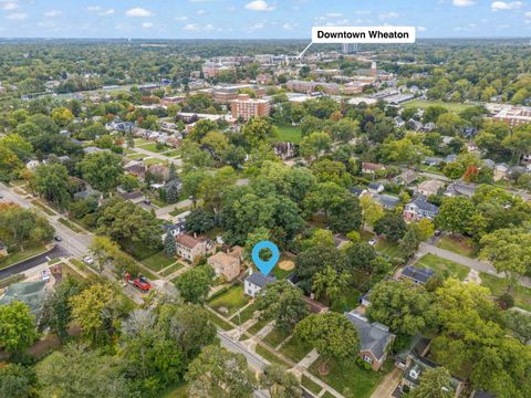 Tiny photo for 812 N President Street, Wheaton, IL 60187 (MLS # 12491186)