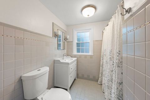 Tiny photo for 812 N President Street, Wheaton, IL 60187 (MLS # 12491186)