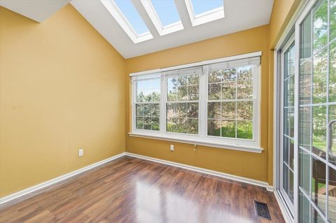 Tiny photo for 1236 Alexandria Court, Geneva, IL 60134 (MLS # 12631869)