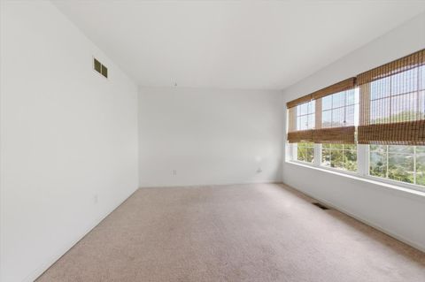 Tiny photo for 1236 Alexandria Court, Geneva, IL 60134 (MLS # 12631869)