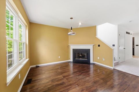 Tiny photo for 1236 Alexandria Court, Geneva, IL 60134 (MLS # 12631869)