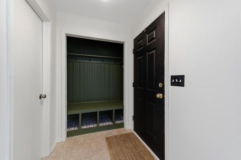 Tiny photo for 1236 Alexandria Court, Geneva, IL 60134 (MLS # 12631869)