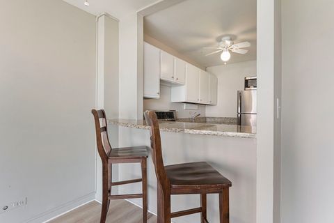 Tiny photo for 5455 N Sheridan Road #707, Chicago, IL 60640 (MLS # 12636106)