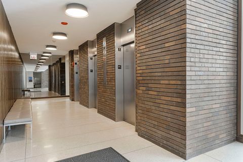 Tiny photo for 5455 N Sheridan Road #707, Chicago, IL 60640 (MLS # 12636106)