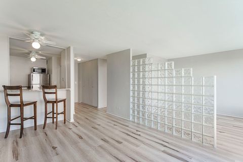 Tiny photo for 5455 N Sheridan Road #707, Chicago, IL 60640 (MLS # 12636106)