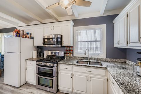 Tiny photo for 19W720 Woodland Avenue, Addison, IL 60101 (MLS # 12585314)