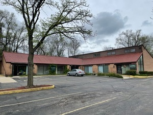 Photo 1 of 3 — 1972 LARKIN Avenue F, Elgin, IL 60123