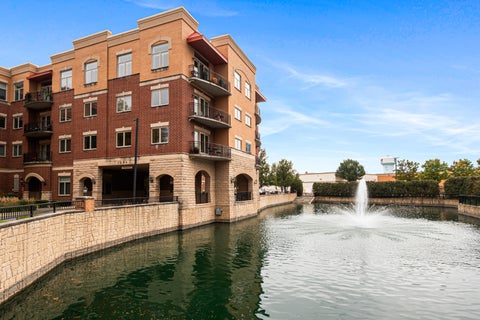 Tiny photo for 1200 N Foxdale Drive #110, Addison, IL 60101 (MLS # 12785528)