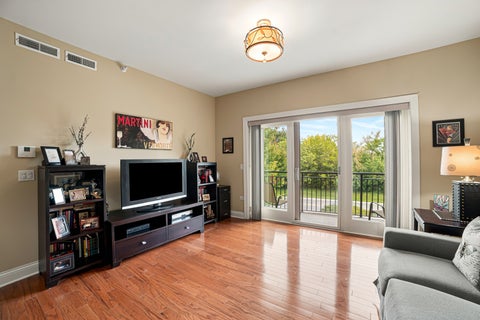 Tiny photo for 1200 N Foxdale Drive #110, Addison, IL 60101 (MLS # 12785528)