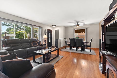 Tiny photo for 1916 Manchester Avenue, Westchester, IL 60154 (MLS # 12721751)
