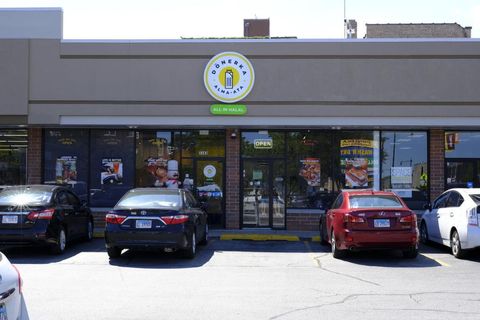 5343 N Lincoln Avenue Chicago IL 60625