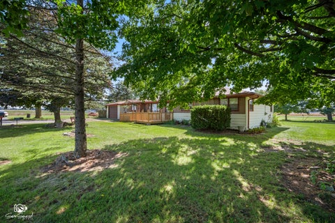 Tiny photo for 5808 E 3420s Road, St. Anne, IL 60964 (MLS # 12772459)