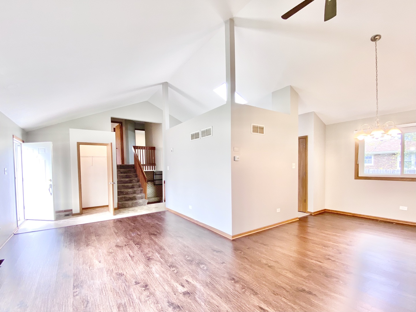6062 Elm Lane