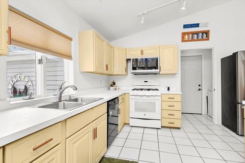 Tiny photo for 6522 Sycamore Court, McHenry, IL 60050 (MLS # 12530566)