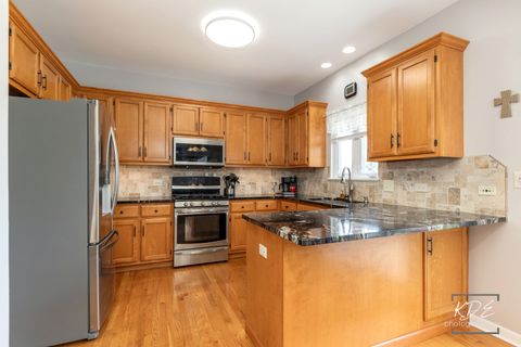 Tiny photo for 497 Treasure Drive, Oswego, IL 60543 (MLS # 12658637)