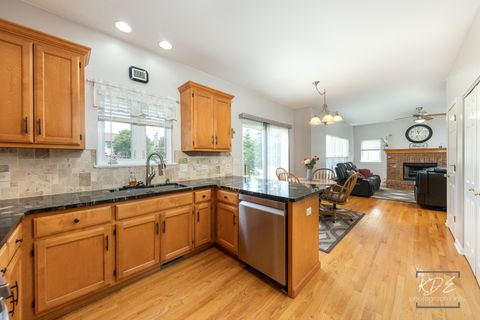 Tiny photo for 497 Treasure Drive, Oswego, IL 60543 (MLS # 12658637)