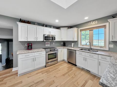 Tiny photo for 433 Bostian Court, Orangeville, IL 61060 (MLS # 12486868)