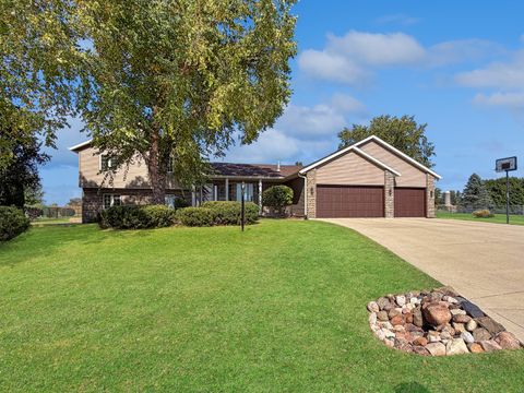 Tiny photo for 433 Bostian Court, Orangeville, IL 61060 (MLS # 12486868)