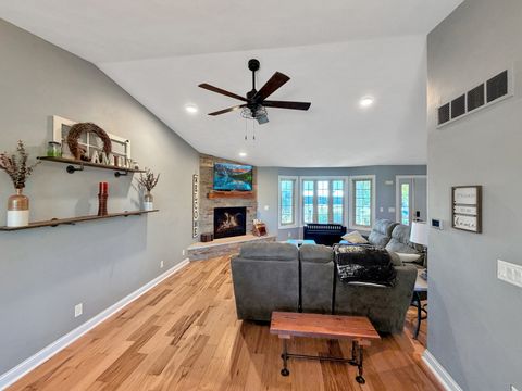Tiny photo for 433 Bostian Court, Orangeville, IL 61060 (MLS # 12486868)