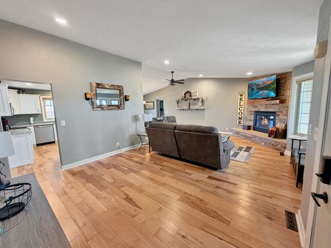 Tiny photo for 433 Bostian Court, Orangeville, IL 61060 (MLS # 12486868)