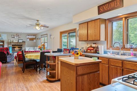 Tiny photo for 3609 W Iles Avenue, Springfield, IL 62711 (MLS # 12558747)