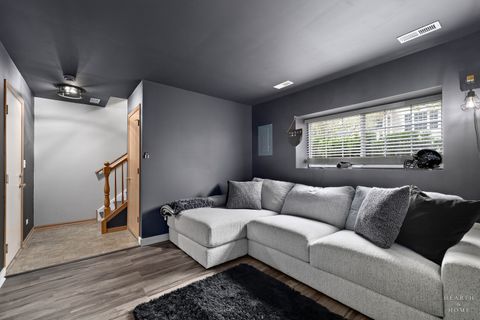 Tiny photo for 1643 Sandcastle Lane, Pingree Grove, IL 60140 (MLS # 12615962)