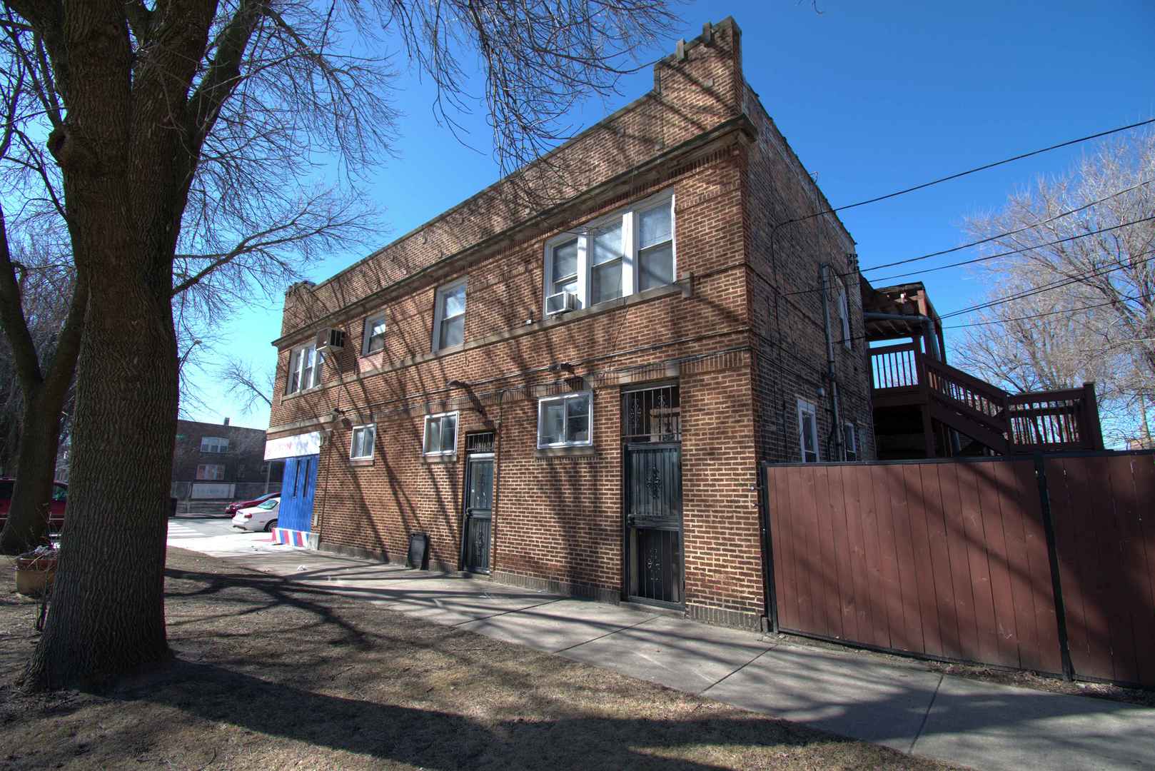 334 E 75th Street