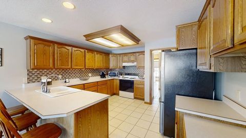 Tiny photo for 2904 River Oak Drive, Champaign, IL 61822 (MLS # 12555427)