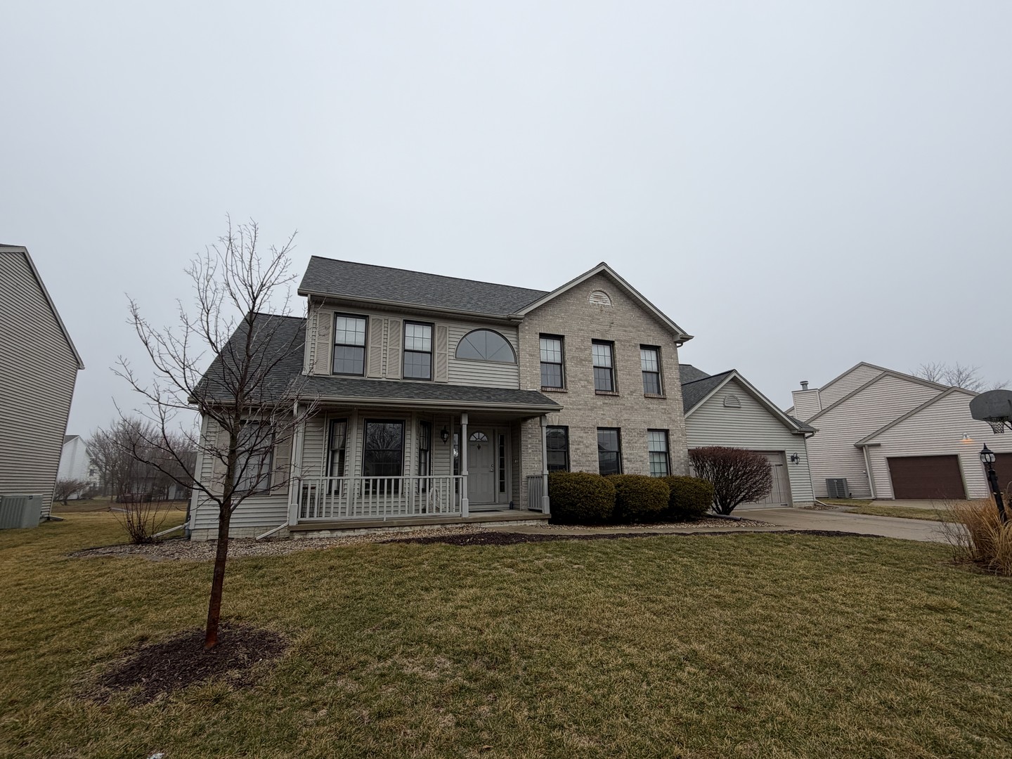 2904 River Oak Drive