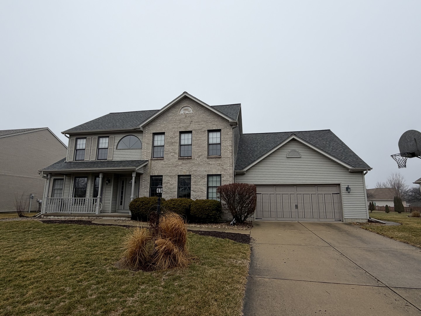 2904 River Oak Drive