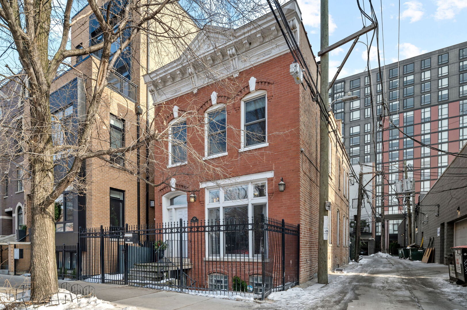 1213 N Paulina Street