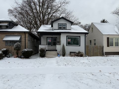 12416 S Carpenter Street Calumet Park IL 60827