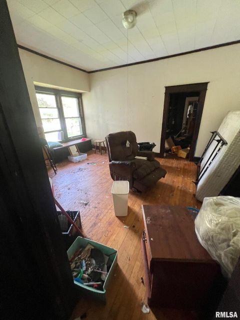 Tiny photo for 503 E POPLAR Street, West Frankfort, IL 62896 (MLS # EB459138)