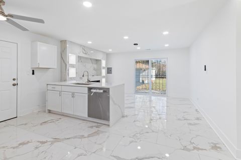 Tiny photo for 16125 Trumbull Avenue, Markham, IL 60428 (MLS # 12519323)