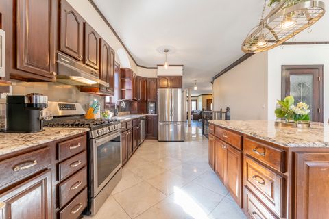 Tiny photo for 5454 W Eddy Street, Chicago, IL 60641 (MLS # 12596614)