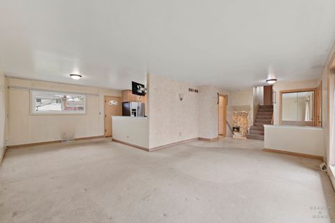 Tiny photo for 538 Westmere Road, Des Plaines, IL 60016 (MLS # 12559643)