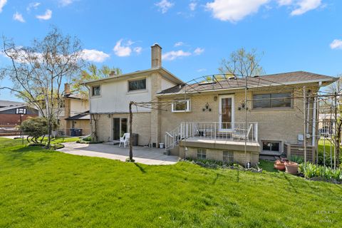 Tiny photo for 538 Westmere Road, Des Plaines, IL 60016 (MLS # 12559643)