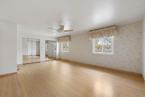 Tiny photo for 538 Westmere Road, Des Plaines, IL 60016 (MLS # 12559643)