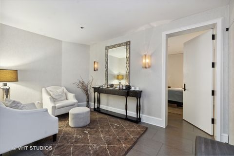 Tiny photo for 118 E ERIE Street #31F, Chicago, IL 60611 (MLS # 12507880)