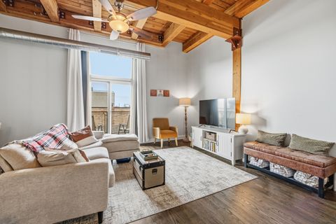 Tiny photo for 500 N DAMEN Avenue #307, Chicago, IL 60622 (MLS # 12611275)