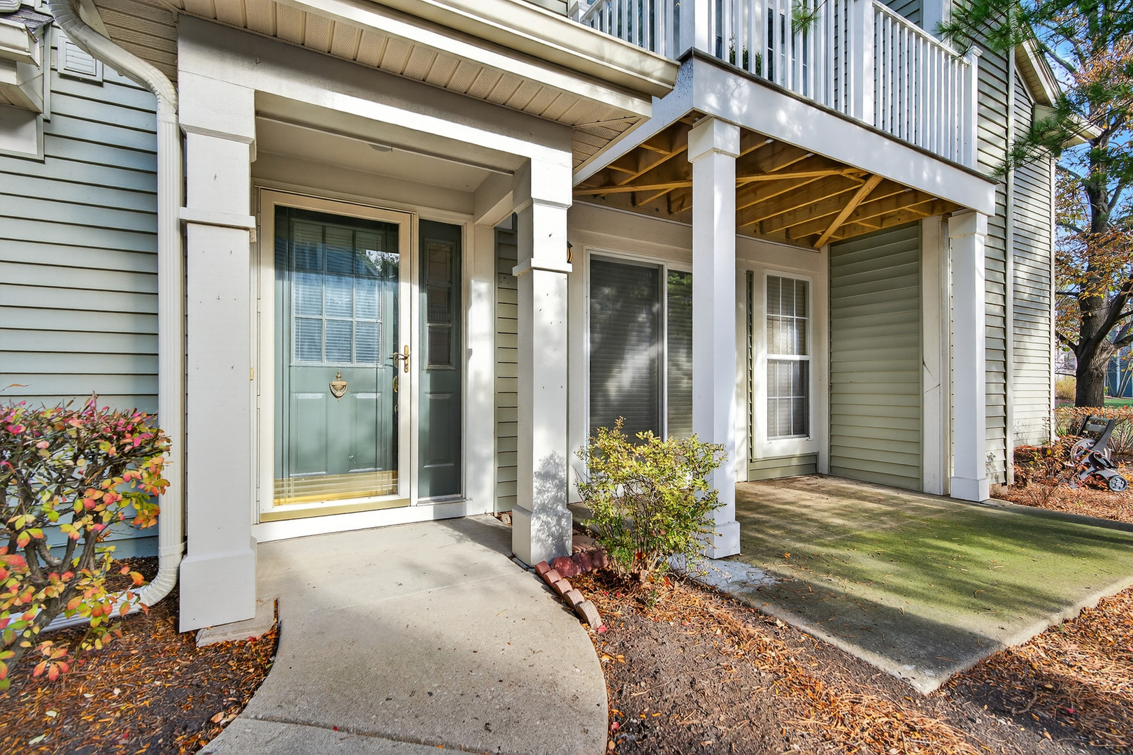 909 Little Falls Court 909