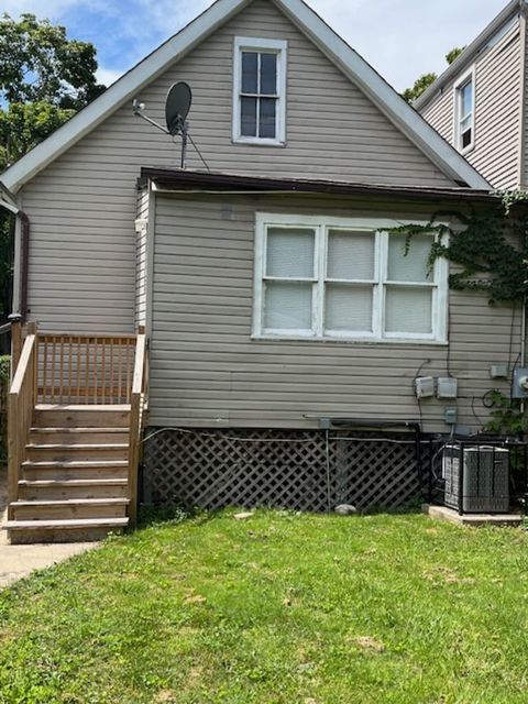 Tiny photo for 7927 S BURNHAM Avenue, Chicago, IL 60617 (MLS # 12408181)