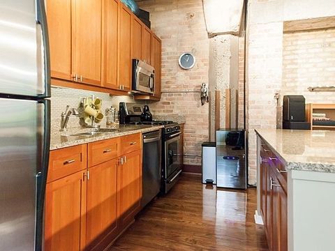 Tiny photo for 900 N KINGSBURY Street #777, Chicago, IL 60610 (MLS # 12467163)